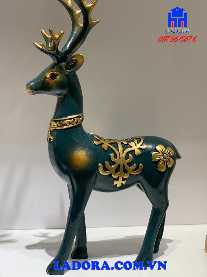 hươu tượng trưng cho sức khỏe, sự trường thọ và sung mãn 