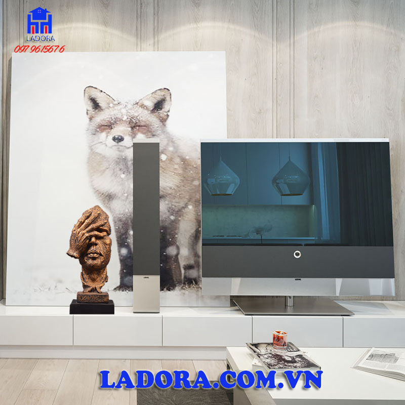 bộ tượng tam không thường được trang trí trên kệ tủ phòng khách, phòng làm việc