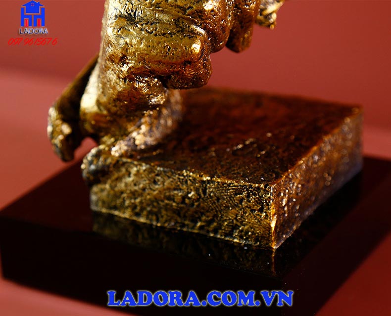 tượng tam không rất độc đáo và thú vị