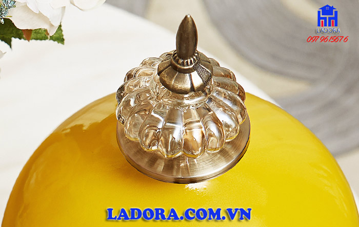 sự cầu kỳ trong thiết kế mang đến một tác phẩm decor trang trí hết sức xinh đẹp