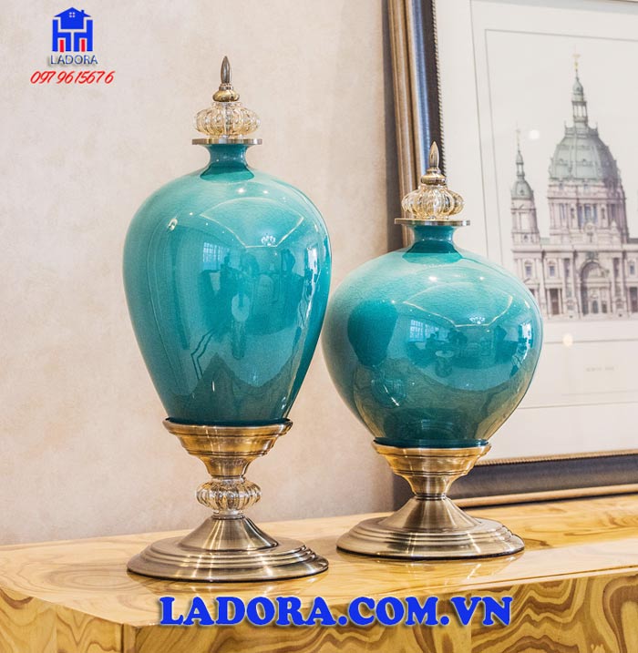 đồ decor đẹp với lọ hoa trang trí