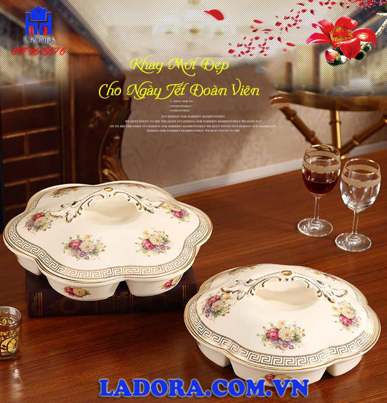 khay đựng bánh kẹo rất thanh lịch và sang trọng