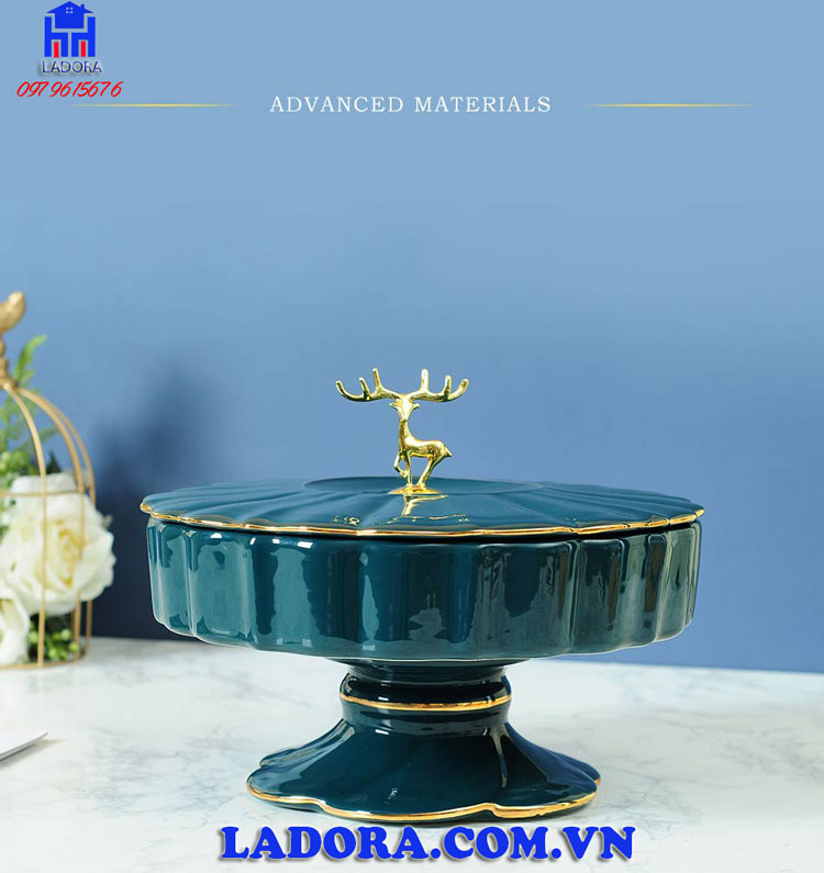 khay đựng mứt tết màu xanh xinh đẹp và thanh lịch tại ladora shop