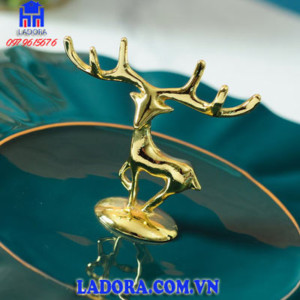 khay đựng bánh kẹo