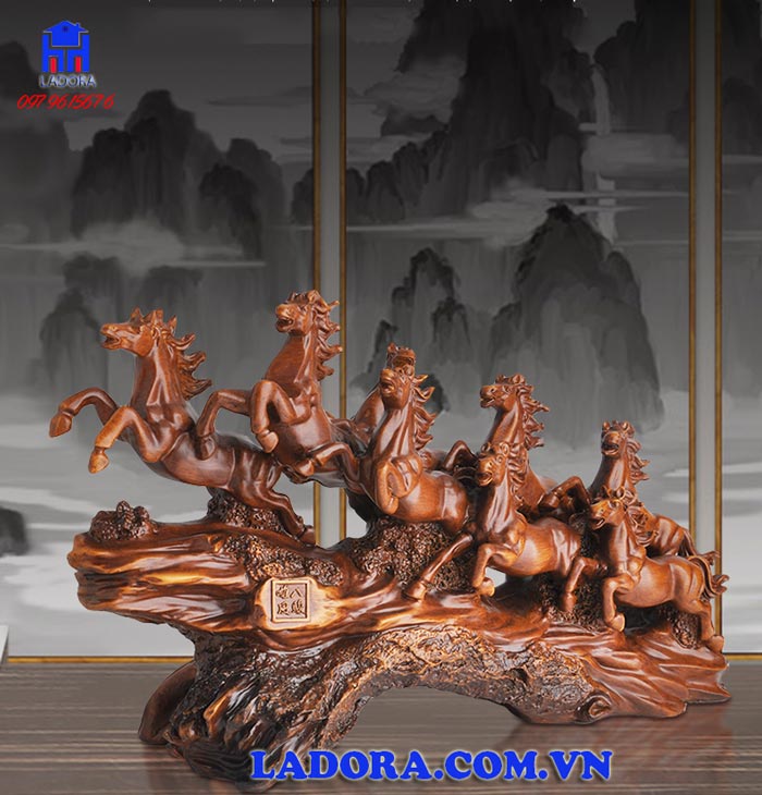 tượng ngựa bát mã đem lại nguồn sinh khí và năng lượng dồi dào