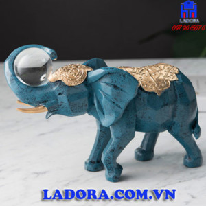 tượng trang trí gia đình voi tại ladora