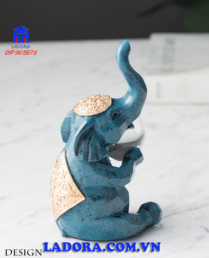 tượng decor gia đình voi hết sức đáng yêu, dễ thương và hiền hòa