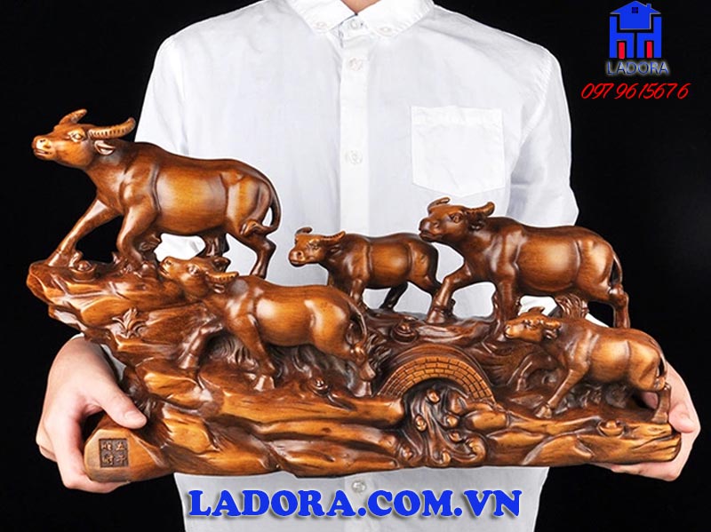 Quà tặng tân gia, quà biếu Sếp ý nghĩa với tượng đàn trâu phong thủy tại ladora shop