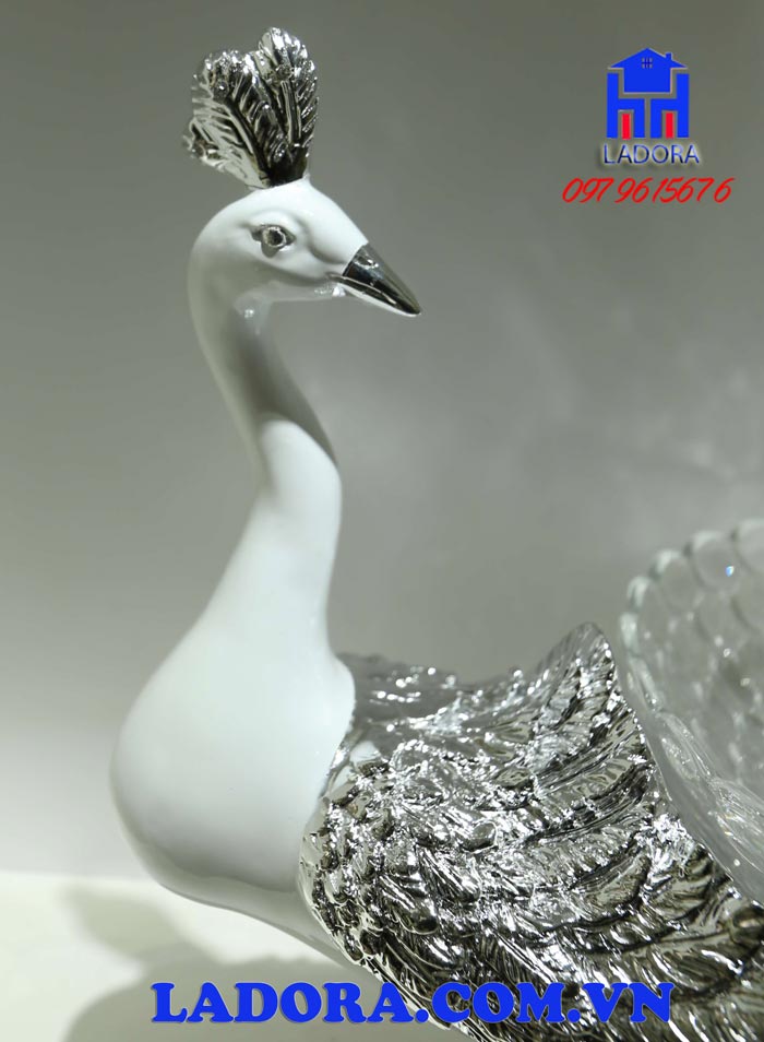 đĩa trái cây chim công trang trí nhà được làm từ đá đúc cao cấp