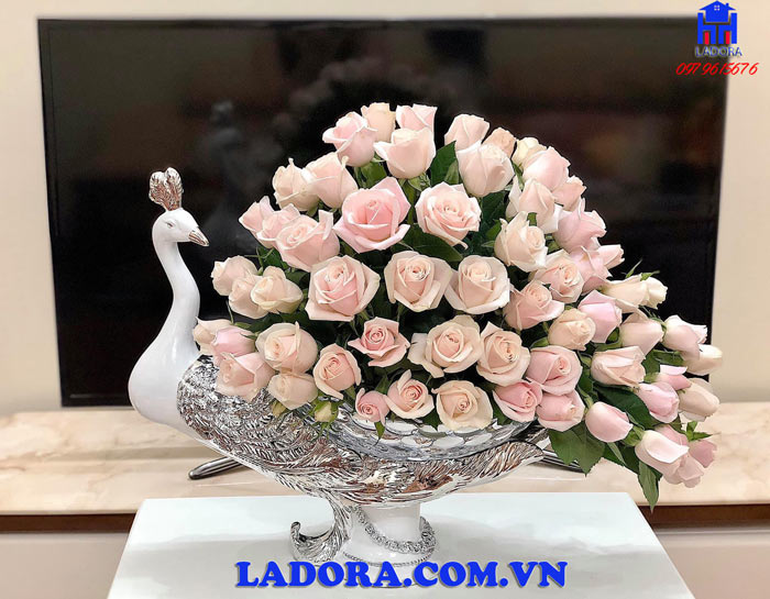 đĩa trái cây chim công dùng để cắm hoa decor trang trí nhà tuyệt đẹp