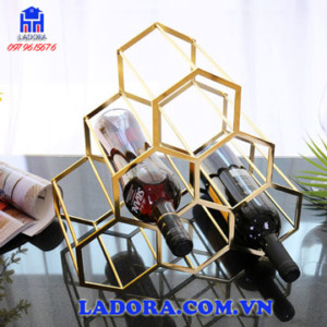 kệ đựng rượu tổ ong tại ladora shop