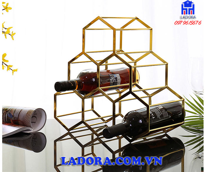 kệ rượu vang tổ ong bảo quản chai rượu vang uống dở rất tốt