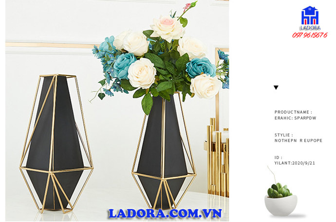 bộ bình hoa trang trí thanh nhã và ấn tượng đã có mặt tại ladora shop