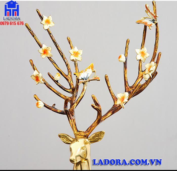 đồ trang trí nội thất tượng hươu đẹp và cao cấp