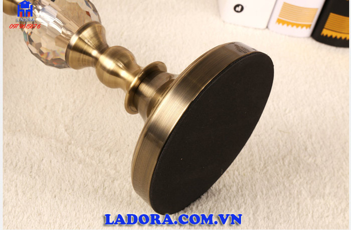 sản phẩm với đường nét làm thủ công hết sức kỳ công và tỷ mỉ