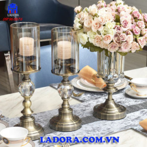 chân nến trang trí xinh đẹp