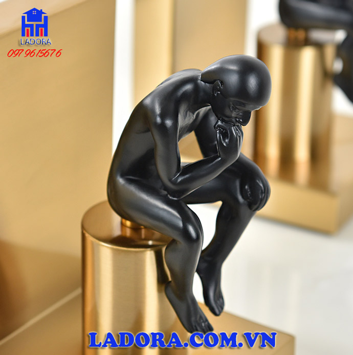 những hình ảnh chi tiết trên sản phẩm đồ chặn giữ sách tại ladora