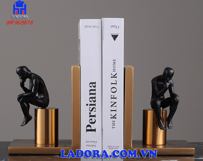 chặn sách người suy tư độc đáo tại ladora shop