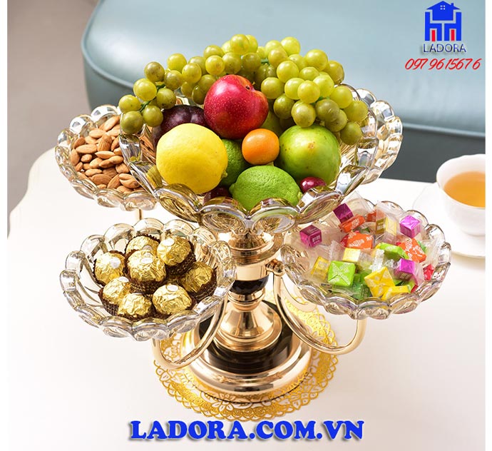 đĩa đựng hoa quả xinh đẹp và sang trọng