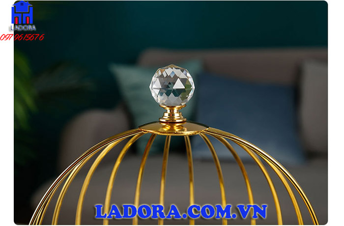 chất liệu kệ lồng chim tại ladora