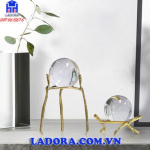 quả cầu thủy tinh đẹp và thanh lịch tại ladora shop