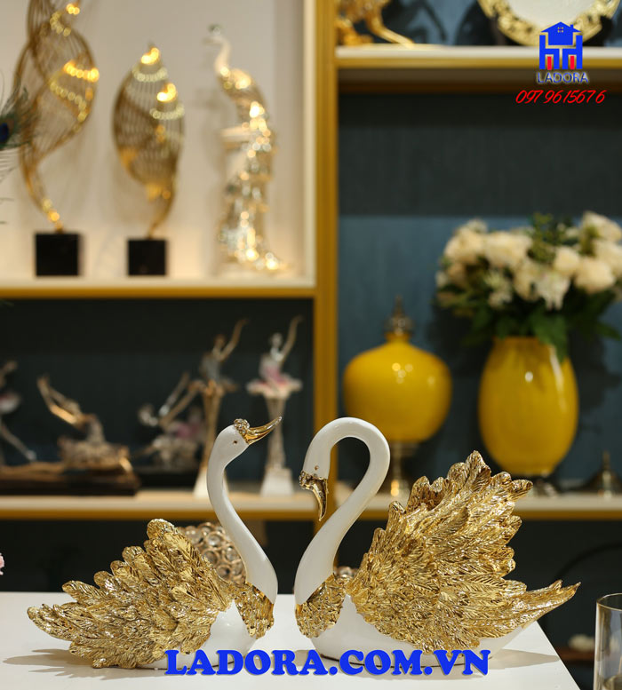 tượng đôi chim thiên nga trang trí xinh đẹp tại ladora shop