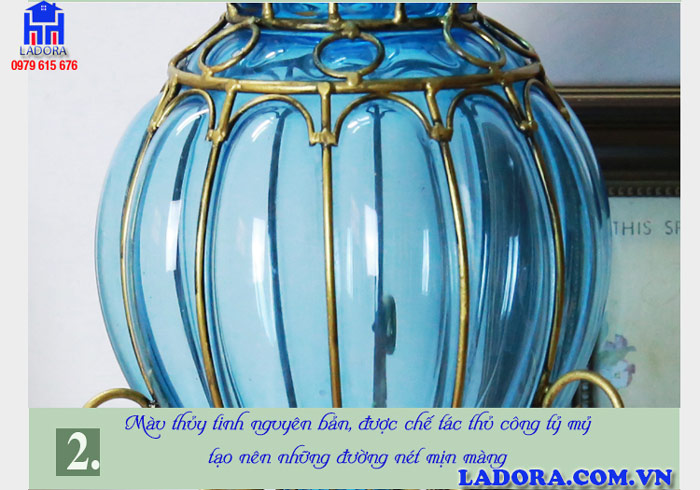 thông tin chi tiết về bình cắm hoa thủy tinh