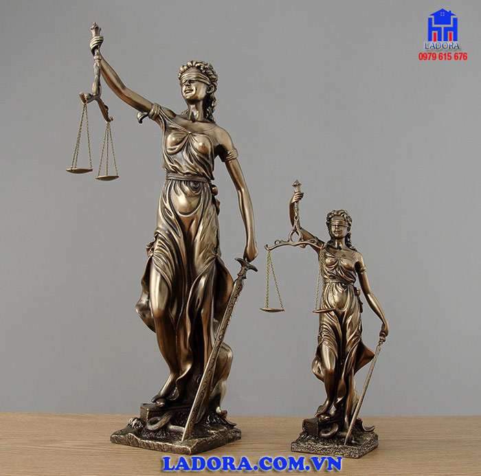 quà tặng ý nghĩa với tượng nữ thần công lý tại ladora