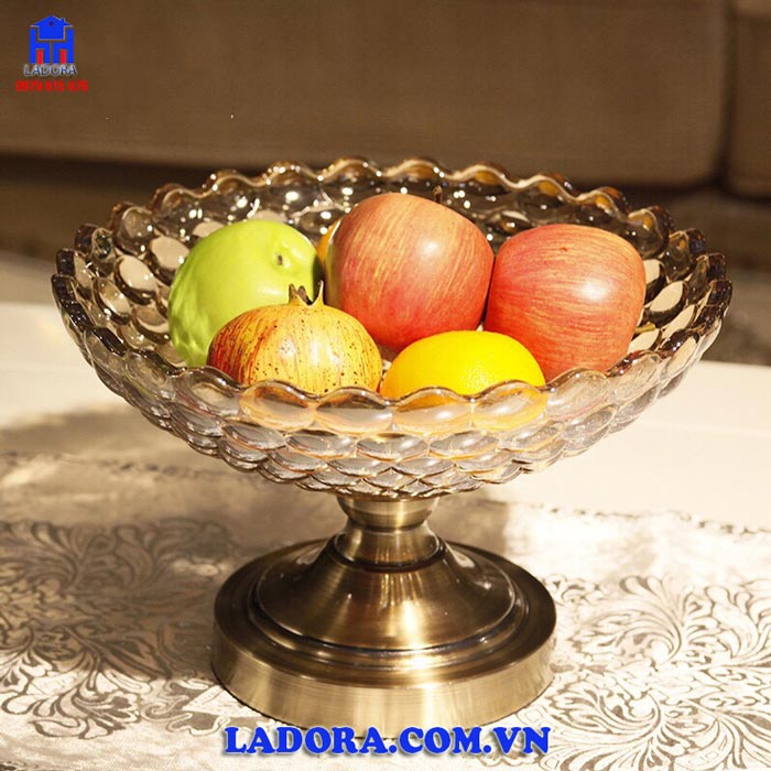 khay đựng hoa quả trang trí theo phong cách tân cổ điển tại ladora 