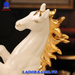 tượng ngựa gốm sứ đẹp và cao cấp tại ladora shop