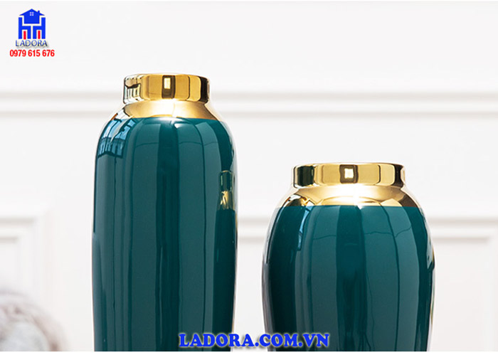 sự sang trọng của sét bình hoa gốm sứ