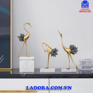 tượng chim hồng hạc trang trí tại ladora shop