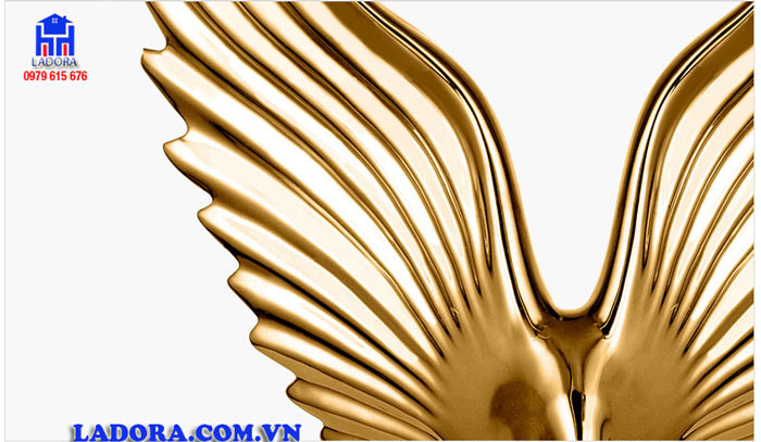 tượng trang trí bằng gốm sứ hết sức thanh lịch và trang nhã