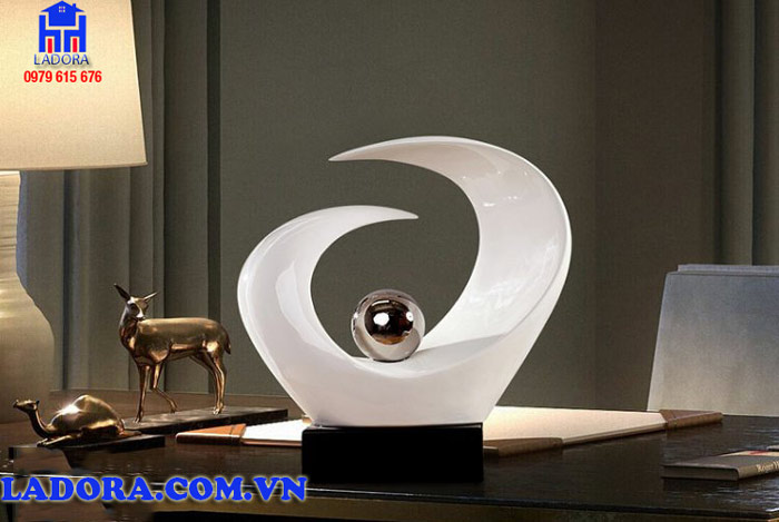 ý nghĩa của tượng trang trí nghệ thuật khi trang trí trong nhà