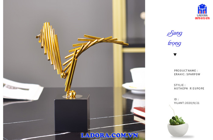 vẻ đẹp sang trọng và tinh xảo của tượng decor đôi cánh