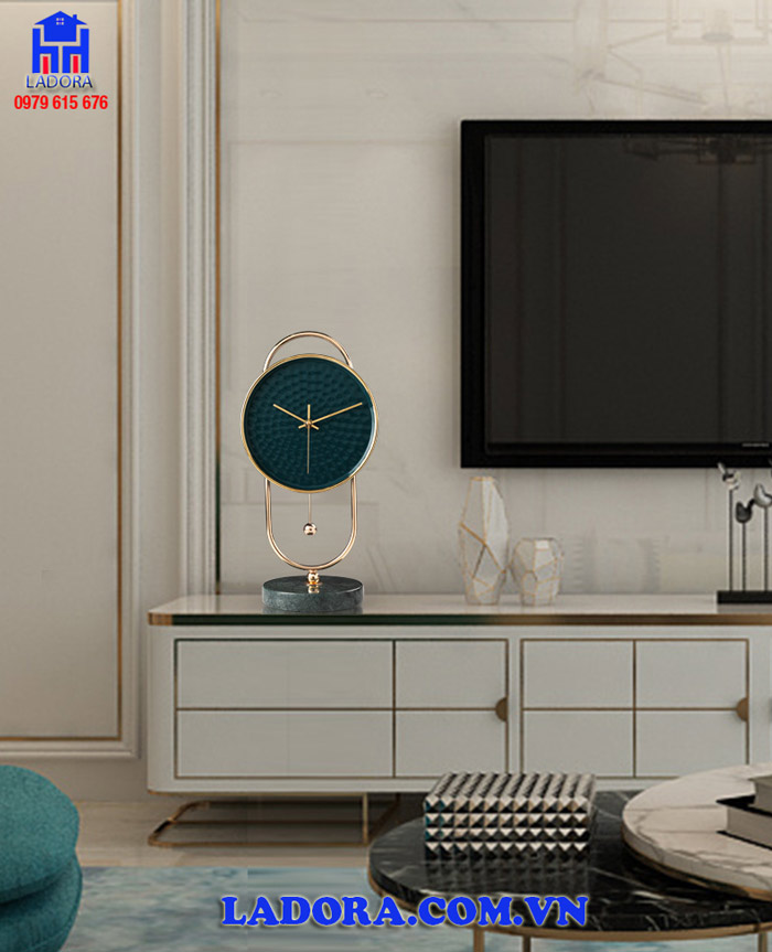 Đồng hồ trang trí phòng khách hay phòng làm việc