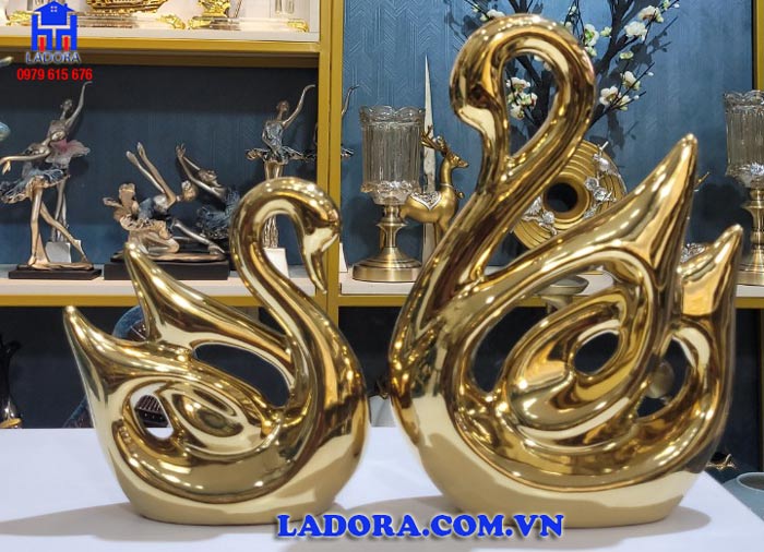 tượng thiên nga biểu trưng cho tổ ấm hạnh phúc