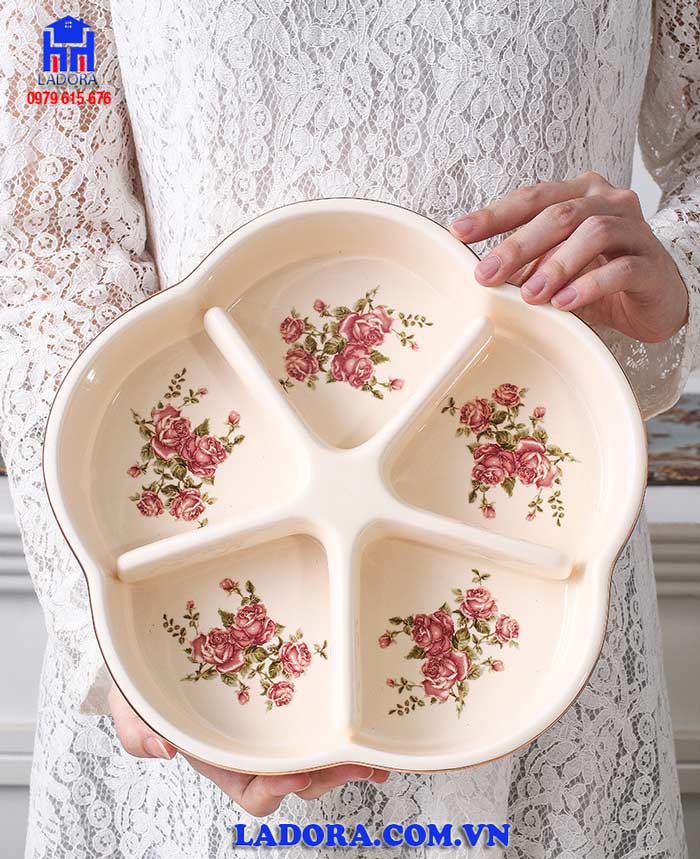 khay bánh kẹo đẹp