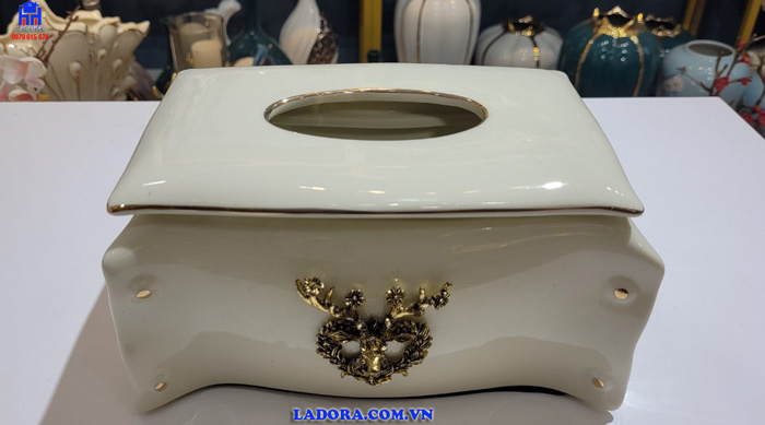 Hộp đựng giấy ăn cao cấp