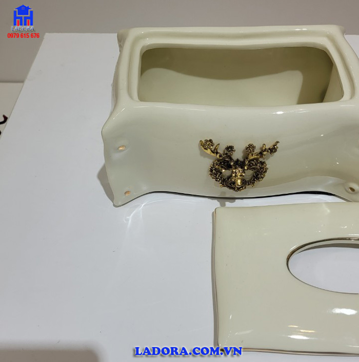 hộp đựng giấy ăn trang trí bàn ăn, bàn phòng khách