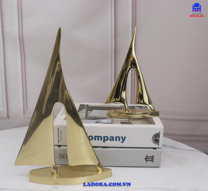 Vẻ đẹp sáng bóng trên decor cánh buồm