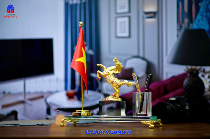 hộp bút đẹp và độc đáo