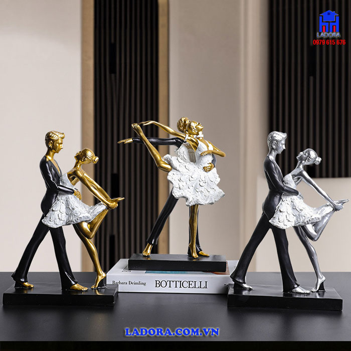 quà tặng mừng cưới ý nghĩa với cặp đôi khiêu vũ