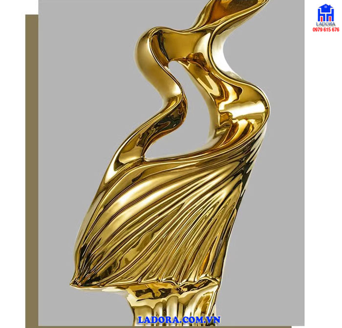 Vẻ đẹp trên tượng trang trí