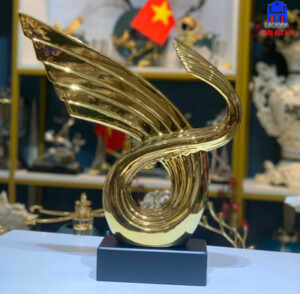 Tượng trang trí thuận buồm xuôi gió