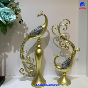 tượng decor chim công đẹp và độc đáo