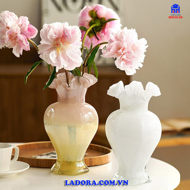Lọ hoa thủy tinh đẹp và độc đáo