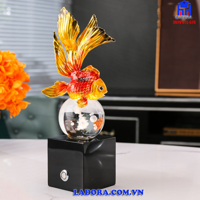 Tượng trang trí cá vàng độc đáo