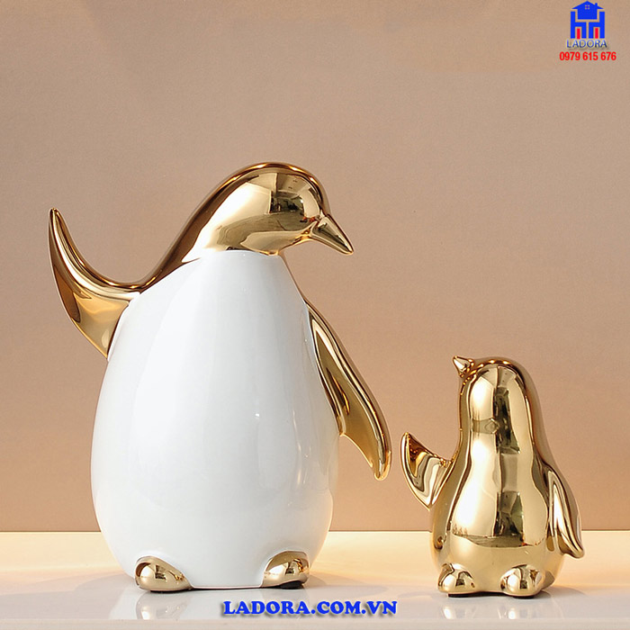 Tượng chim cánh cụt xinh đẹp đáng yêu