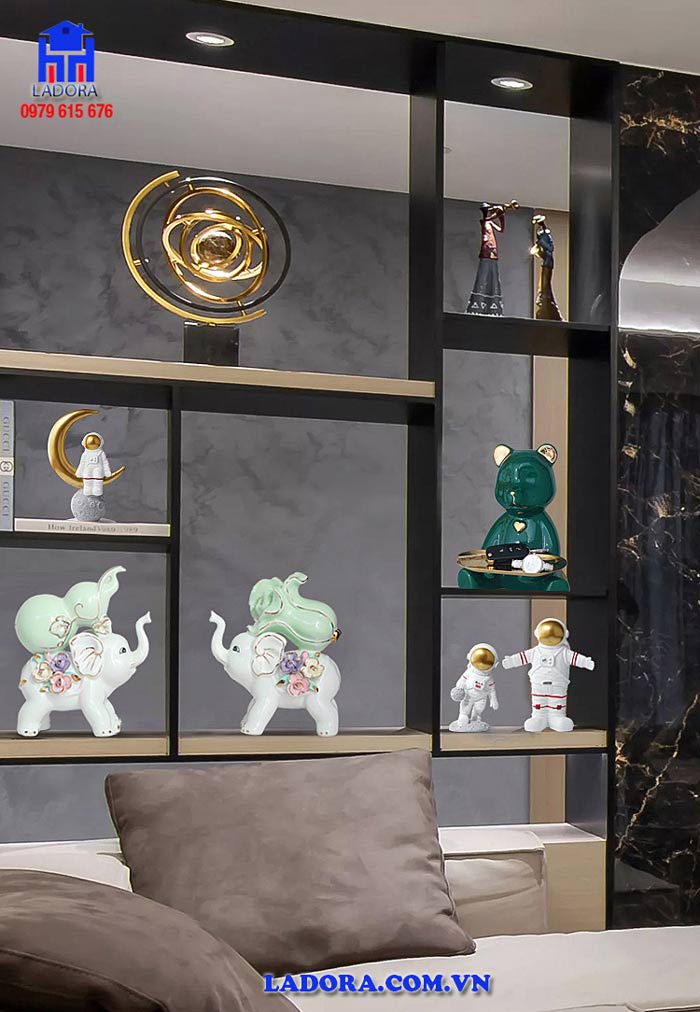 Tượng voi trang trí phòng khách